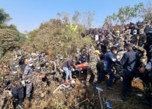 Tragedia: un avión se estrelló en Nepal y no hubieron sobrevivientes